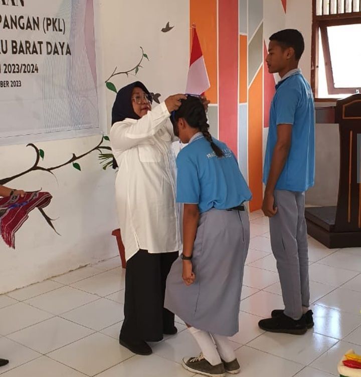 Kadisbud  : Lepas Siswa SMK N 7 MBD Jalani PKL