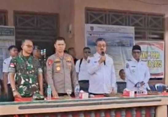 Ditengah Duka Kailolo-Kabauw Gubernur & Rombongan Turun Minta Orang Basudara Hidup Damai Laeng Sayang Laeng