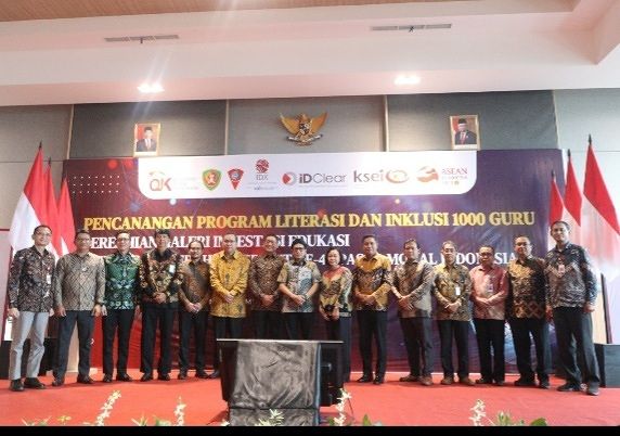 BEI BERKOLABORASI OJK GELAR PROGRAM INKLUSI BAGI1000 Guru di MALUKU