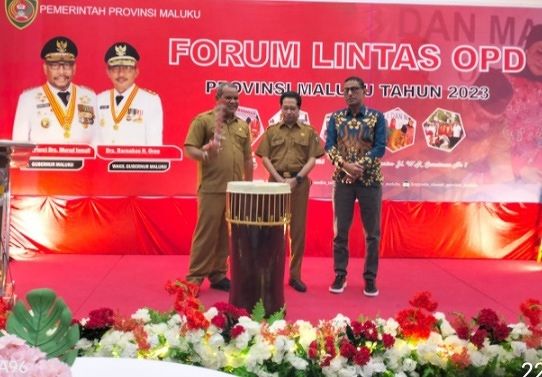 GUB : FORUM OPD BAPEDA MALUKU TERPENTING TURUNKAN KEMISKINAN,  TINGKATKAN KESEJAHTERAAN MASYARAKAT 