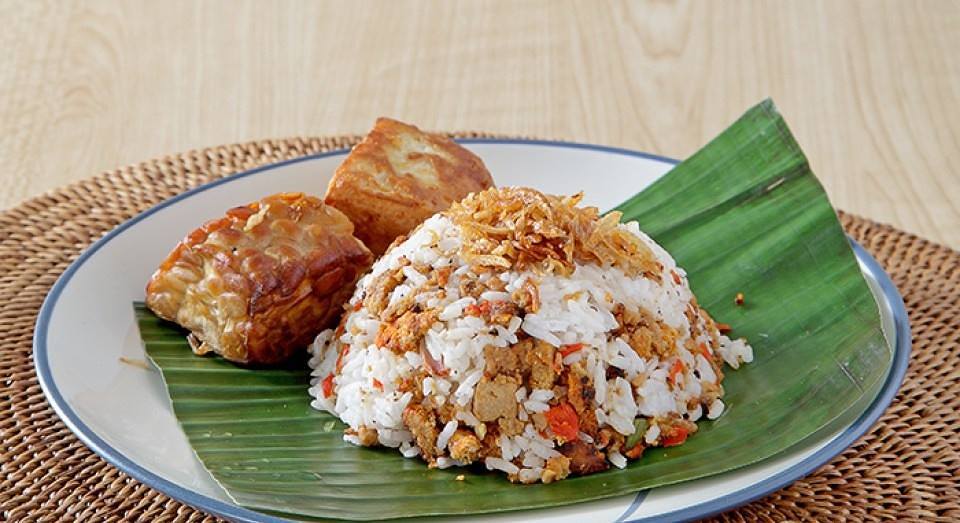 NASI TUTUG ONCOM BAWANG SOY