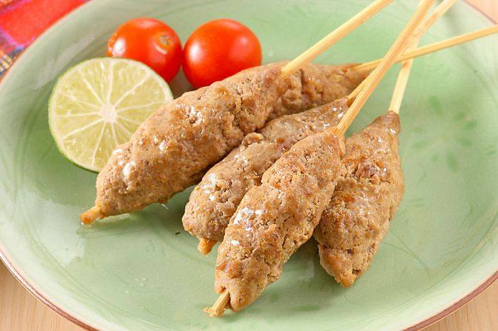 SATE PENTUL DAGING KARI SOY
