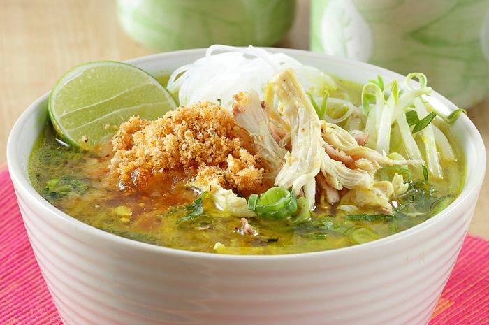 SOTO AYAM POYAH SOY PEDAS
