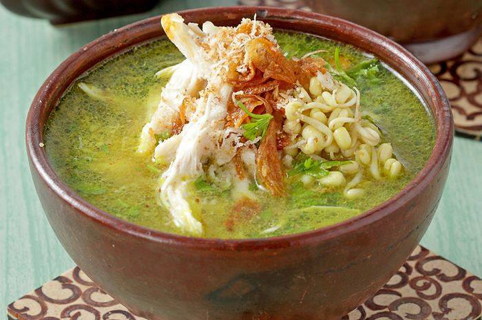 SOTO BLITAR TABUR BAWANG SOY