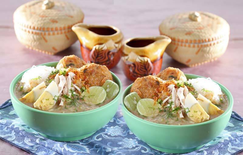 SOTO MAHAKAM TABUR BAWANG SOY