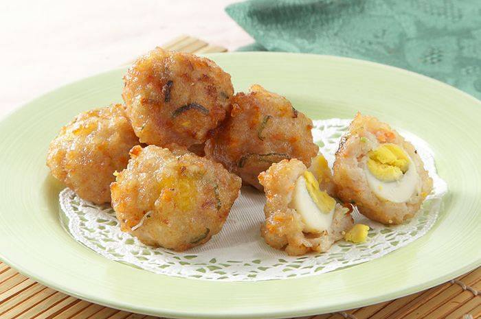 SIOMAY AYAM TELUR PUYUH