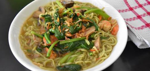MIE KANGKUNG SIRAM SANTAN TABUR BAWANG SOY