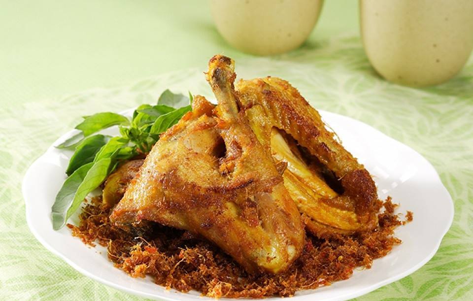 AYAM GORENG SOY LENGKUAS