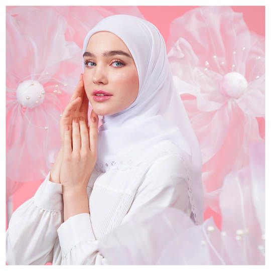 Tatuis Square Hijab Damour 107 White Reguler