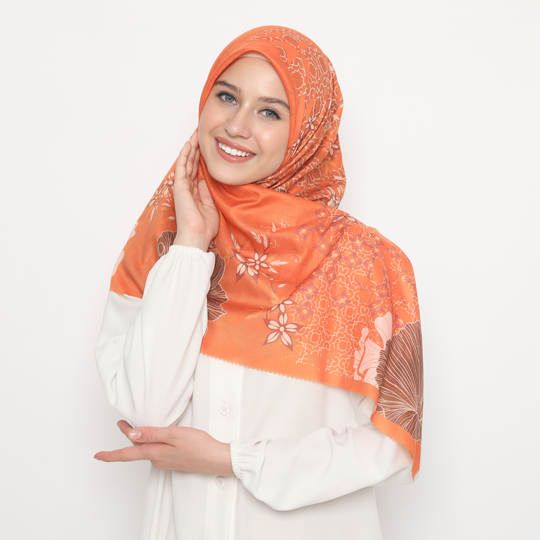 Tatuis Square Hijab Damour Style 002 Jingga