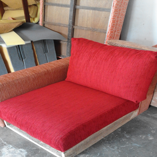 Service sofa depok