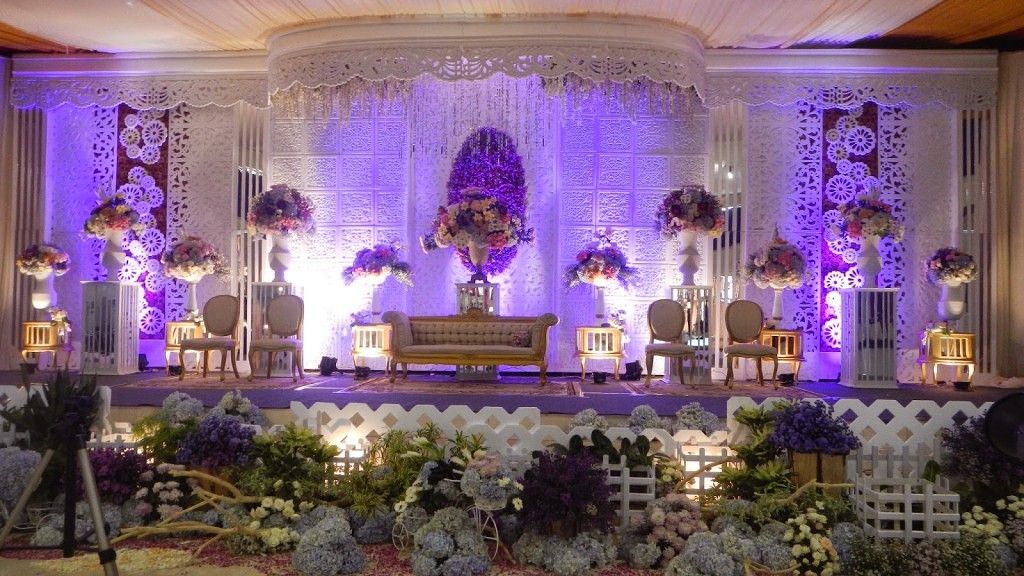 Paket Pernikahan 300 Undangan atau 600 Porsi di Gedung